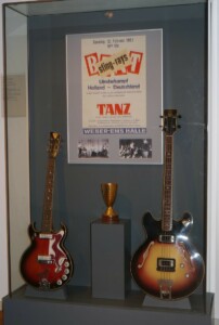 Blick in die Ausstellung - Die Stingrays gewannen 1967 den Beatband-Wettbewerb in der Weser-Ems-Halle Oldenburg.